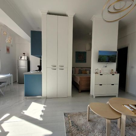 Dream Studio كونستانتا المظهر الخارجي الصورة